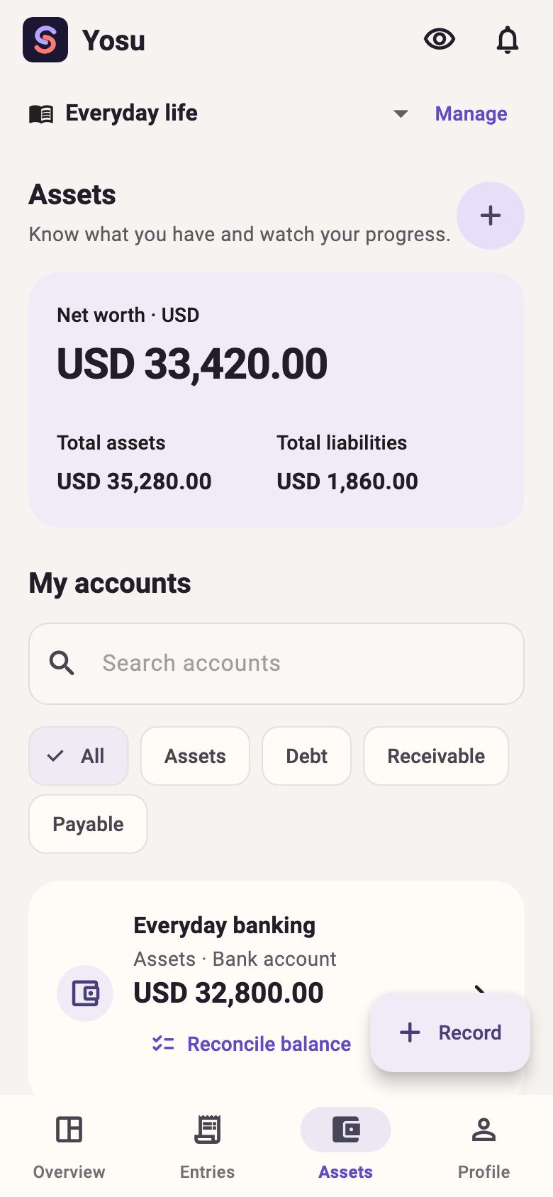 App assets screen showing sample net worth, assets, liabilities, and accounts.
